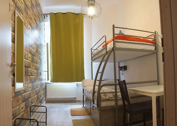 ロヴォスカ 11 ワルシャワ