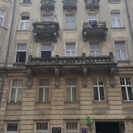 Lwowska 11 Хостел