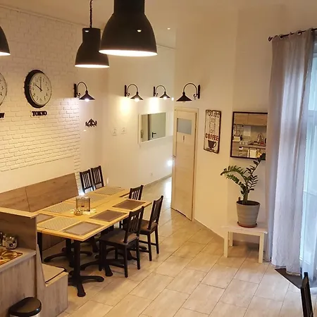 Lwowska 11 Auberge de jeunesse