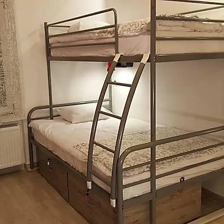 Hostel Lwowska 11