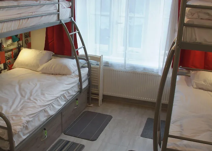 洛斯卡11号旅舍 * 华沙